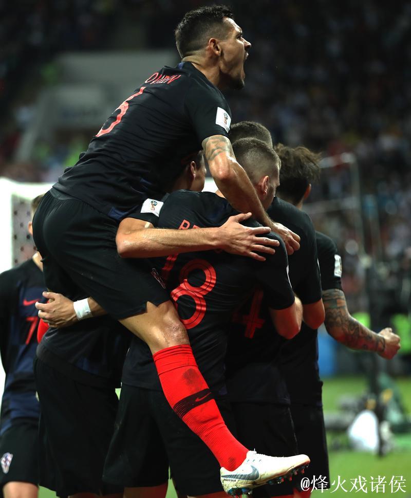 佩里西奇传射立功迈尼昂扑点 克罗地亚主场2-0击败法国占据优势