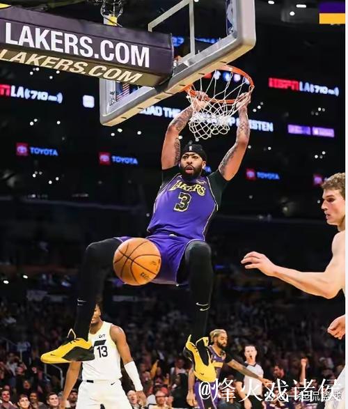 克内克特爆砍37分詹姆斯26+12 湖人战胜爵士喜迎6连胜